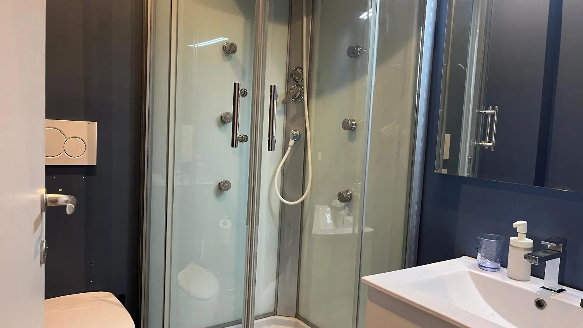 El-Even - Guest Room Rome Italy
